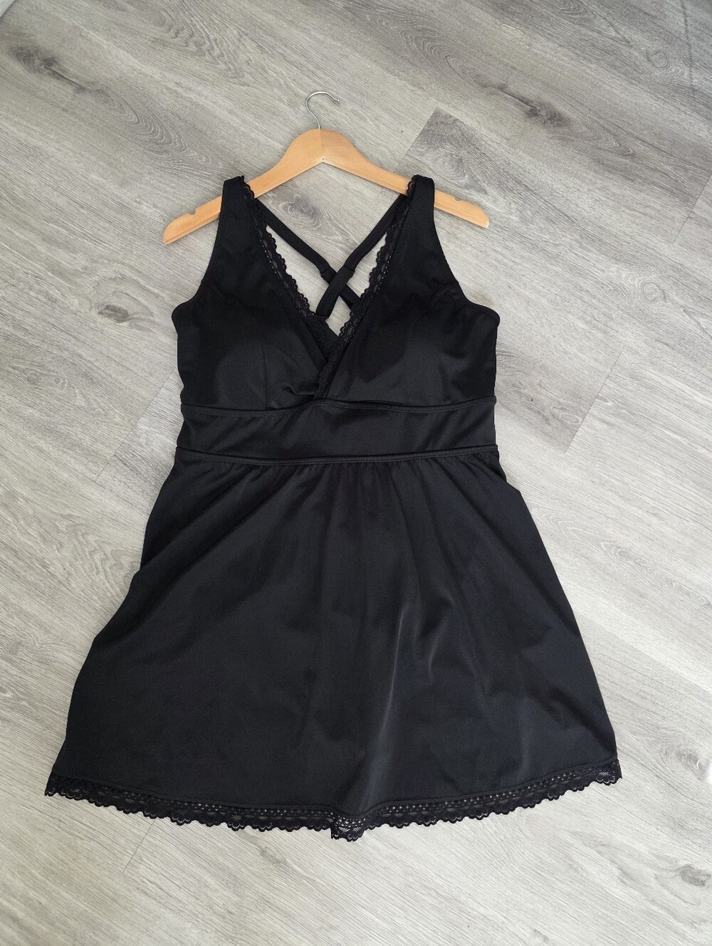 Torrid Black Lace Trim Swim Dress Sz 3 - Picture 6 of 11